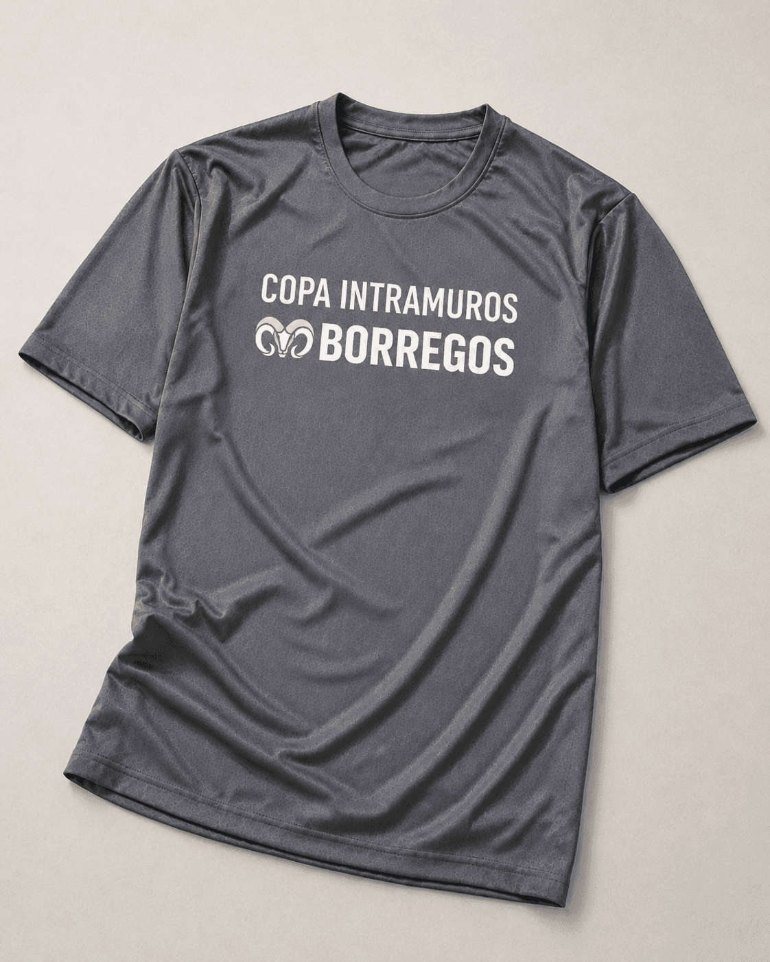 Playera Borregos Tec de Monterrey colgada