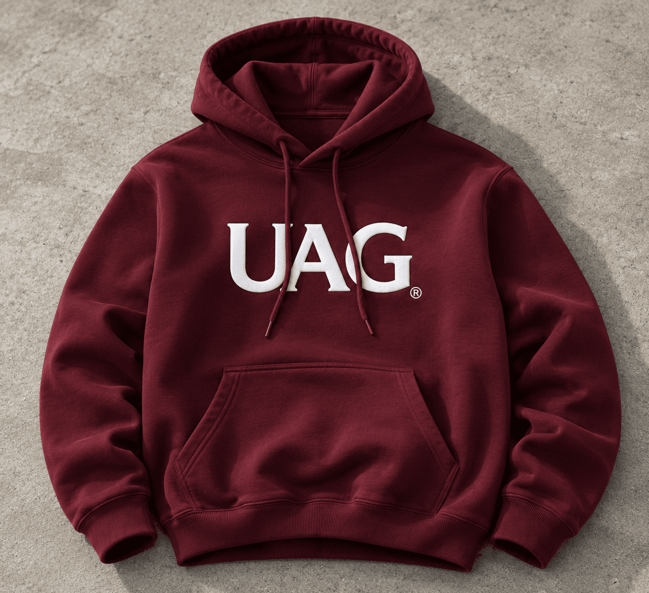 Sudadera bordada UAG, otro ángulo
